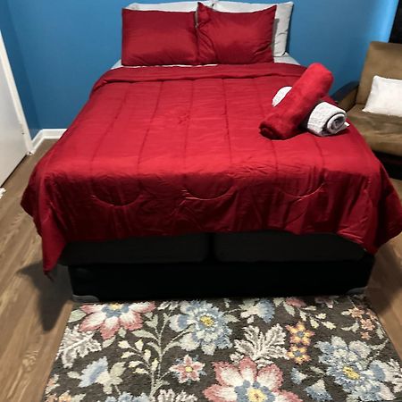 Fidelia Garnet Room, Queen Bed Minutes From Newark Liberty International Airport And Newark Penn Station 외부 사진