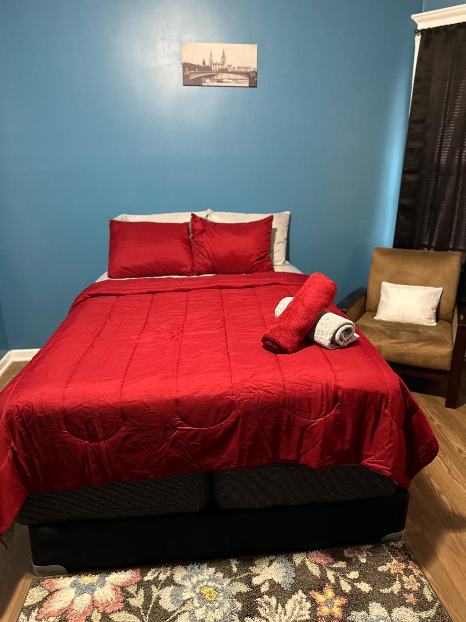 Fidelia Garnet Room, Queen Bed Minutes From Newark Liberty International Airport And Newark Penn Station 외부 사진